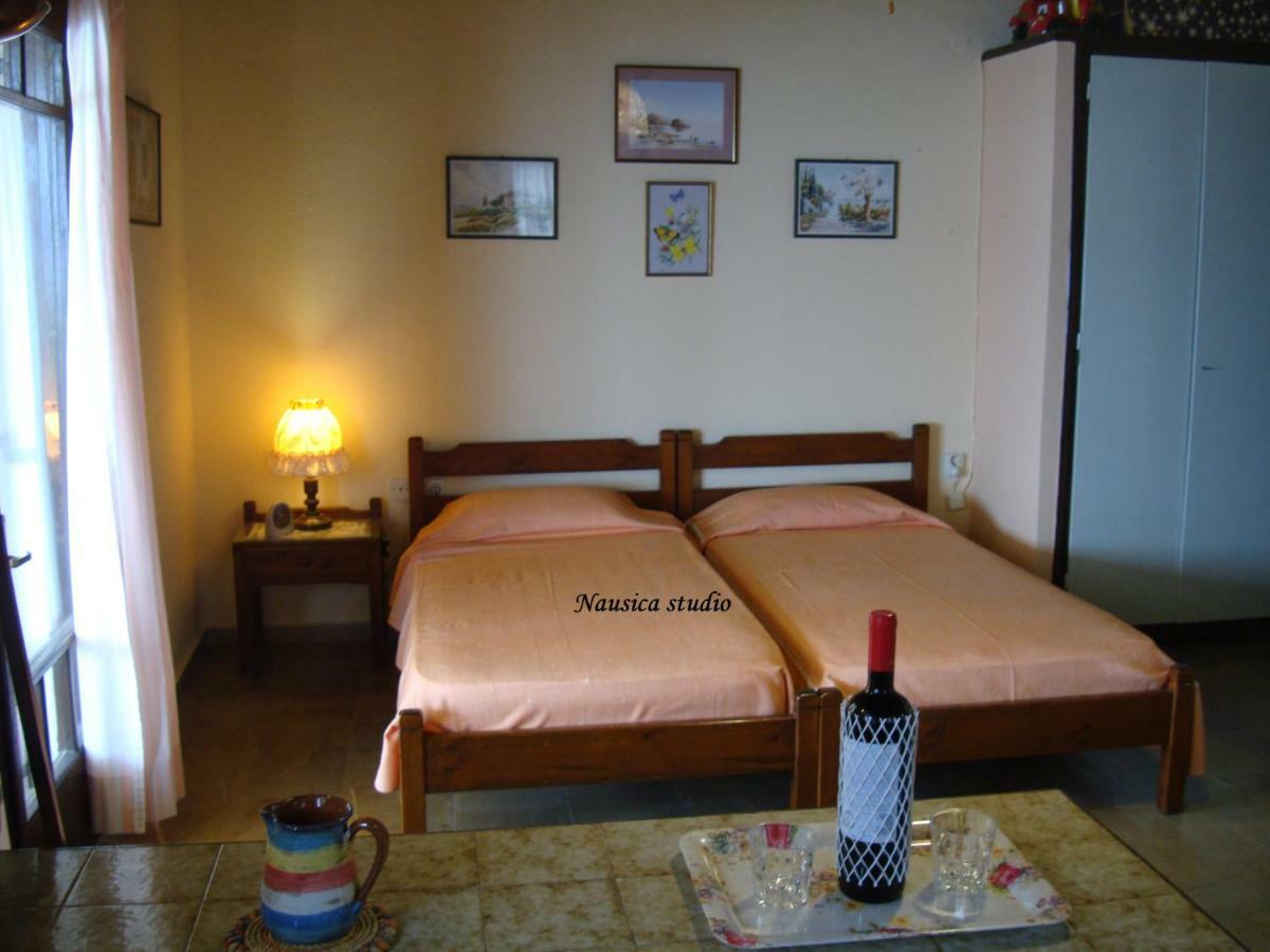 Studio Nausica... A Sense Of Paradise! Agia Pelagia Chlomou 외부 사진